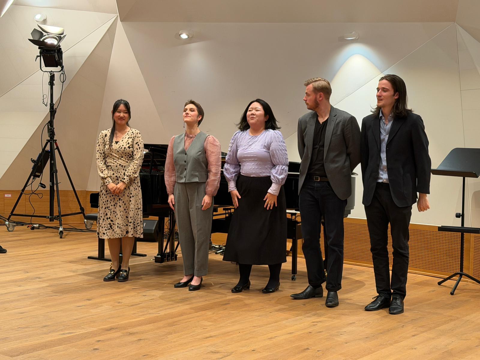 Die Mitglieder des Opernstudios